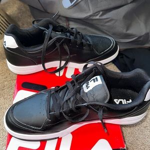 Fila Sneakers